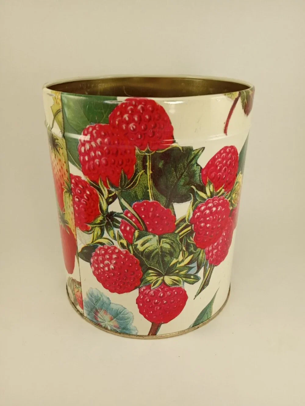 Vintage Department 56 Berries Tin 6